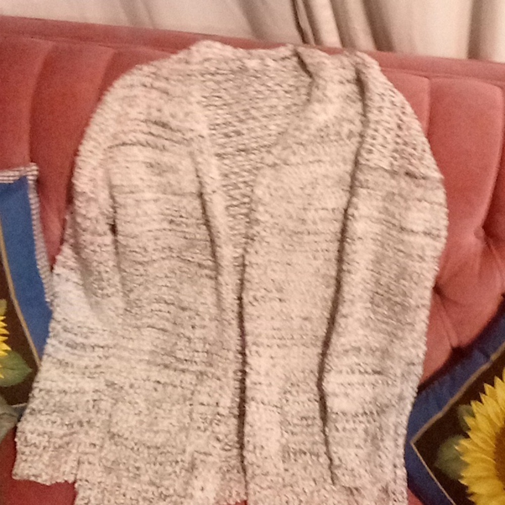 Grey and White knitted sweater XS